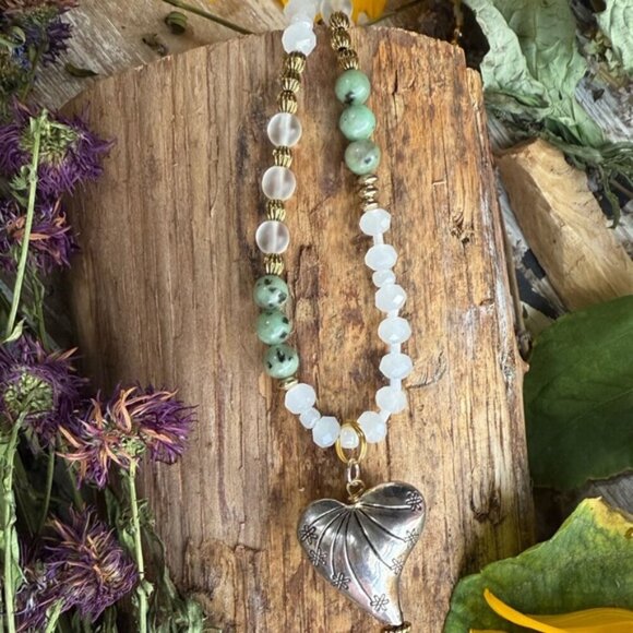 Alquimia Silver and Green Necklace - Picture 1 of 4